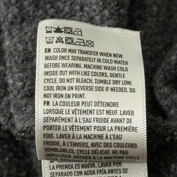 Disney x American Eagle Shirt Womens Small Gray‎ Sweatshirt Mickey Mouse Casual - Picture 8 of 10